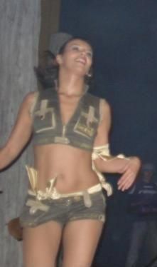 silvia ..este foarte aceea si face parte din ptr tine''... :d o iubesc..e o dulce silvia